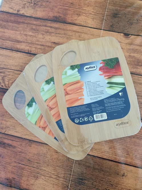 Bamboe snijplank / serveerplank zyliss, Huis en Inrichting, Keuken | Keukenbenodigdheden, Nieuw, Ophalen