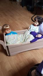 Ouderwets poppen bedje zou ook een pasgeboren baby in kunnen, Kinderen en Baby's, Kinderkamer | Bedden, Ophalen, Gebruikt, Minder dan 140 cm