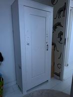 Gratis kast kinderen/baby, Ophalen, Gebruikt, Kast, 105 cm of meer