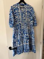 Blauwe jurk van Musthaves by Elja - Maat S/M, Blauw, Ophalen of Verzenden, Zo goed als nieuw, Knielengte