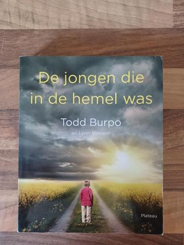 De jongen die in de hemel was beschikbaar voor biedingen