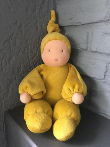 Zonnekind Knuffelpop 23 / 30cm / Antroposofische pop beschikbaar voor biedingen