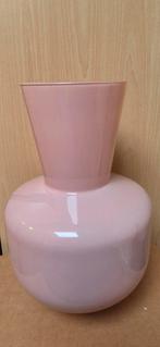 Roze Vaas van Mica Decorations, Ophalen of Verzenden, Minder dan 50 cm, Rood, Glas
