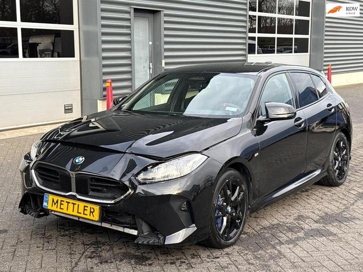 BMW 1-serie M135 xDrive, M PRO, harman kardon, 360 camera, Auto's, BMW, Bedrijf, Te koop, 1-Serie, 360° camera, 4x4, ABS, Achteruitrijcamera