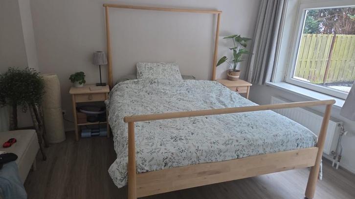 Ikea Björksnas bed + 2 nachtkastjes, Huis en Inrichting, Slaapkamer | Complete slaapkamers, Gebruikt, Tweepersoons, Ophalen