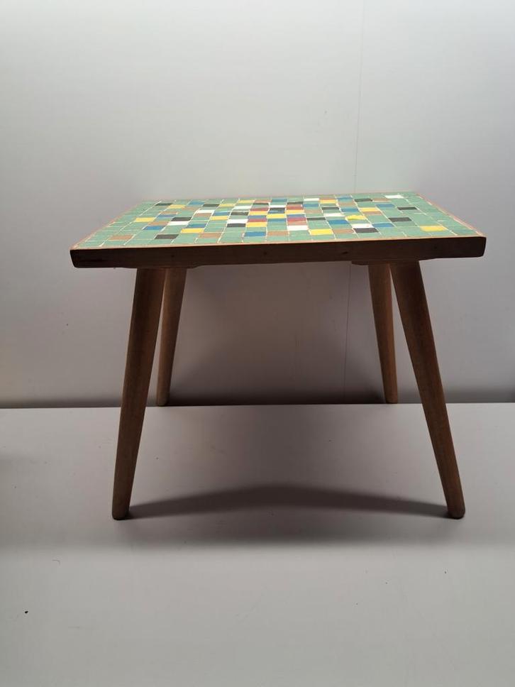 Vintage mozaïek bijzettafel, Huis en Inrichting, Tafels | Bijzettafels, Gebruikt, Vierkant, Minder dan 45 cm, Minder dan 55 cm