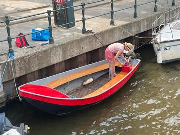 Amsterdamse grachtensloep (incl vignet 2025) beschikbaar voor biedingen