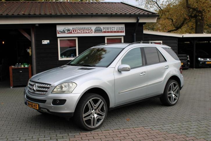 Mercedes-benz ML-KLASSE ML320 Grijs kenteken 3500 trekgewich, Auto's, Bestelauto's, Bedrijf, ABS, Airbags, Airconditioning, Android Auto
