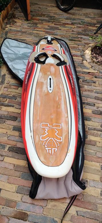 Starboard S-Type 104L Windsurfboard beschikbaar voor biedingen