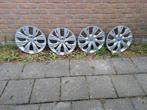 Peugeot wieldoppen, Auto diversen, Wieldoppen, Ophalen, Zo goed als nieuw