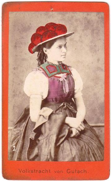 CDV ingekleurd - Vrouw Klederdracht Duitsland - Gutach beschikbaar voor biedingen