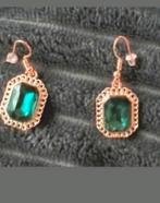 Oorbellen groene steen, Verzenden, Nieuw, Goud, Hangers