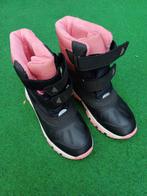 Snowboots maat 34 nieuw, Kinderen en Baby's, Kinderkleding | Schoenen en Sokken, Ophalen of Verzenden, Nieuw, Laarzen
