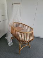 Wieg rotan vintage / retro, Kinderen en Baby's, Babywiegjes en Ledikanten, Ophalen, Zo goed als nieuw, Wieg