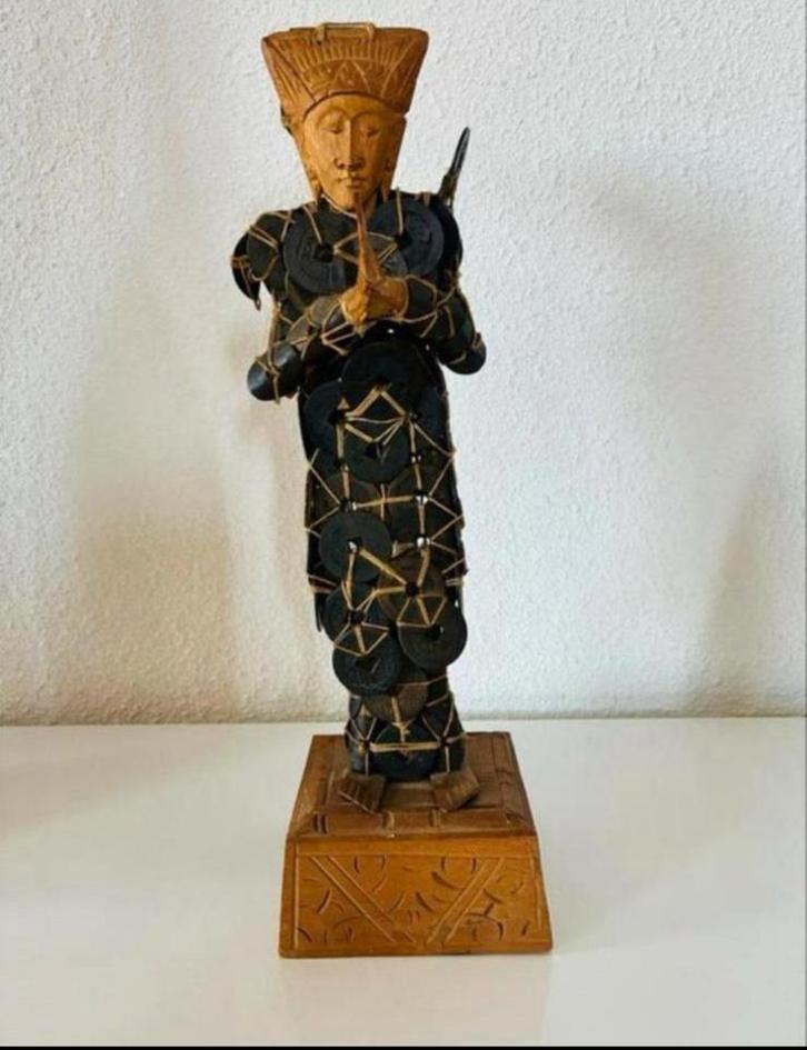 Welvaartspop Indonesië gemaakt van muntstukken., Antiek en Kunst, Kunst | Niet-Westerse kunst, Ophalen of Verzenden