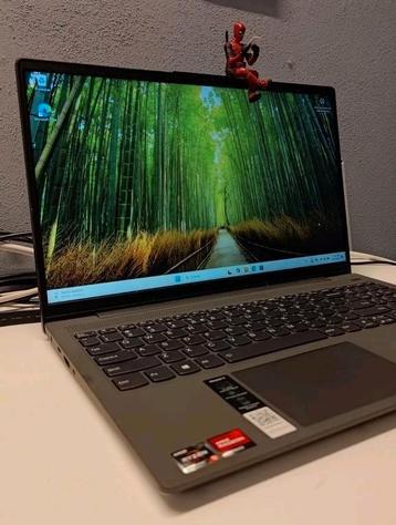 LENOVO IDEAPAD - RYZEN 5 - 16GB - 512GB - WIN11 beschikbaar voor biedingen