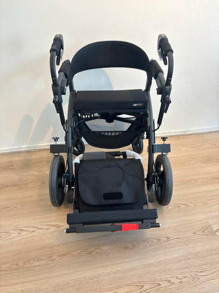 Parkinsons Rollator Rollz Motion Rhythm, Diversen, Rollators, Zo goed als nieuw, Ophalen of Verzenden