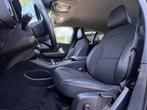 Volvo XC40 2.0 T4 Momentum Adapt. Cruise l Apple CarPlay l C, 15 km/l, Euro 6, 1969 cc, Leder en Stof