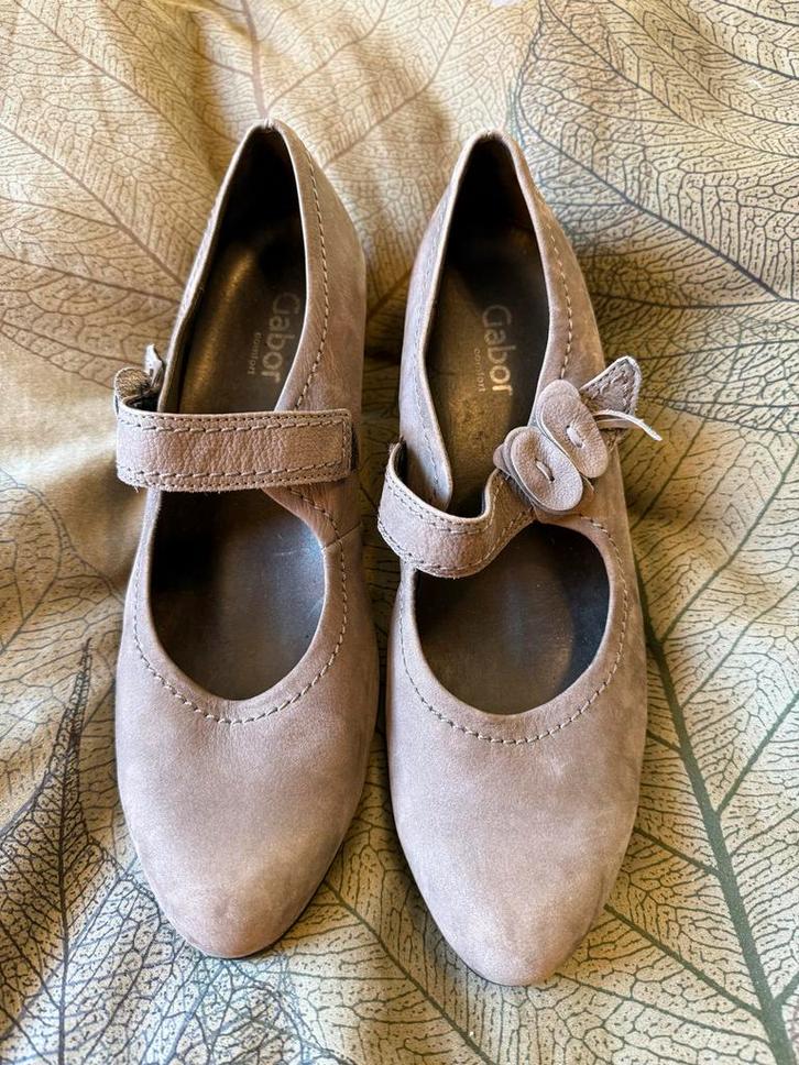 Gabor Mary-Jane Nubuck Schoenen - Maat 41.5 - Breedte H, Kleding | Dames, Schoenen, Nieuw, Ballerina's, Bruin, Ophalen of Verzenden