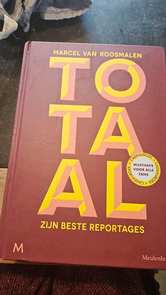 Marcel van Roosmalen - TOTAAL,  Zijn Beste Reportages, Boeken, Biografieën, Zo goed als nieuw, Ophalen