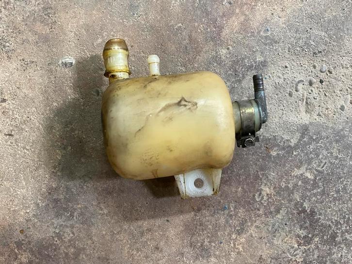 Piaggio gilera 125  voorraadtank / dampvangpotje fuel vapor, Fietsen en Brommers, Brommeronderdelen | Algemeen, Carburateur, Ophalen of Verzenden
