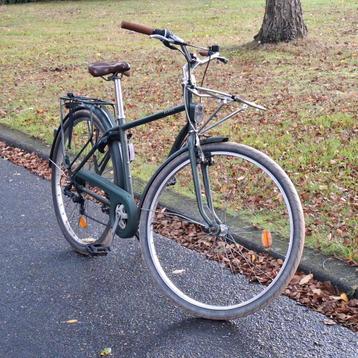 Zeer nette fiets met nieuwe onderdelen beschikbaar voor biedingen
