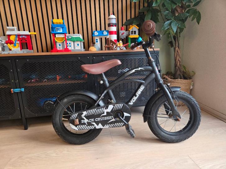 Volare Black Cruiser 12 inch Kinderfiets, Fietsen en Brommers, Fietsen | Kinderfietsjes, Gebruikt, Minder dan 16 inch, Zijwieltjes