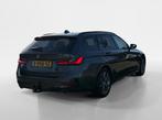 BMW 3 Serie Touring 330i High Executive I Trekhaak I Cruise, Auto's, BMW, Automaat, 1998 cc, Gebruikt, Euro 6