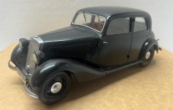 1:24 Plastic Model Mercedes 170 V 1950, Hobby en Vrije tijd, Modelauto's | 1:24, Gebruikt, Auto, Overige merken, Ophalen of Verzenden