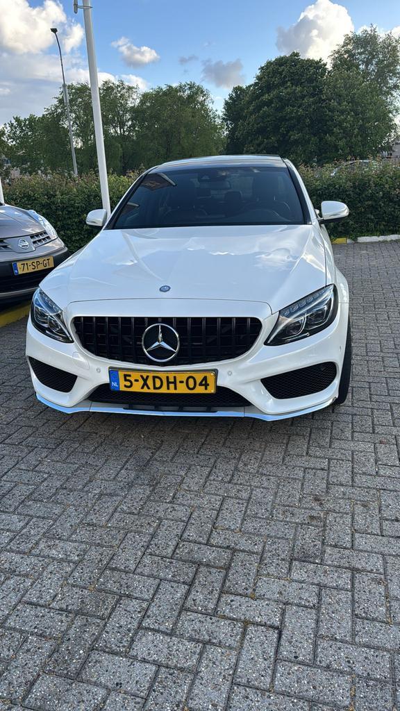 Mercedes-Benz C-Klasse C200 2.0 135KW Aut7 2014 Wit 165k NAP, Auto's, Mercedes-Benz, Particulier, C-Klasse, 4x4, Aangepast voor mindervaliden