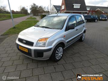 Ford Fusion 1.4-16V Style zeer mooie auto beschikbaar voor biedingen