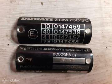 Identificatieplaatje typeplaatje SS Supersport 750 beschikbaar voor biedingen