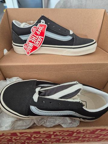 Vans Old Skool Zwart/Zilver - Maat 32 beschikbaar voor biedingen