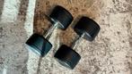 2 x 30 kg per stuk - dumbbells, Sport en Fitness, Fitnessmaterialen, Ophalen, Zo goed als nieuw, Armen, Dumbbell
