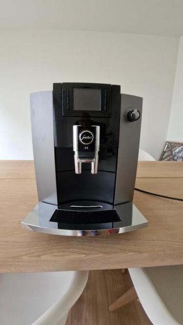 Jura E6 Dark Inox beschikbaar voor biedingen