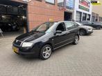 Skoda Fabia 1.2-12V Creation Airco Cruise El.pakket, Voorwielaandrijving, 450 kg, 1198 cc, Zwart