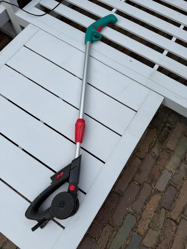 Bosch ISIO Telescoopsteel - Verleng je bereik!, Tuin en Terras, Heggenscharen, Gebruikt, Accu, Ophalen of Verzenden