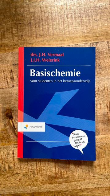 Basischemie voor studenten in het beroepsonderwijs beschikbaar voor biedingen