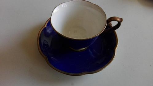 Vintage kop en schotels, Verzamelen, Porselein, Kristal en Bestek, Zo goed als nieuw, Kop en/of schotel, Porselein, Ophalen of Verzenden