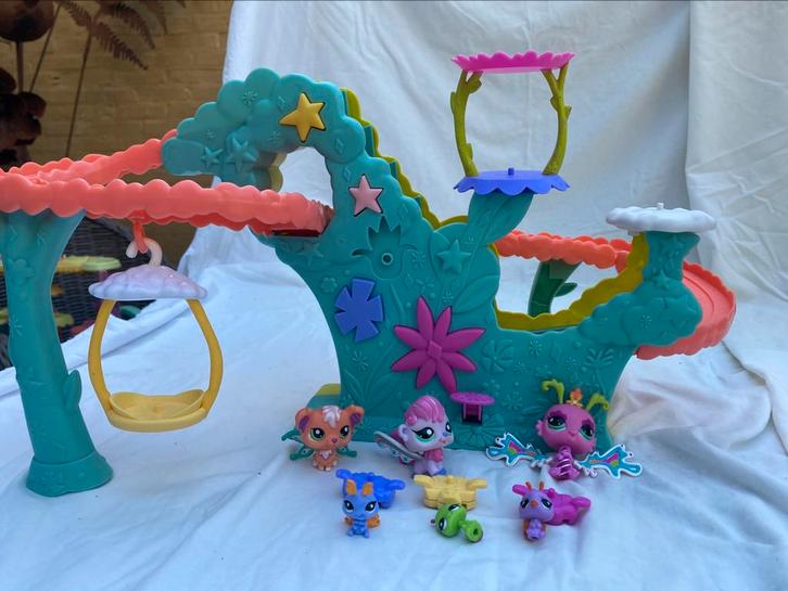 Littlest pet shop achtbaan met 3 grote dieren en kleintjes, Kinderen en Baby's, Speelgoed | Overig, Gebruikt, Jongen of Meisje