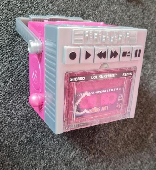 L.o.L. surprise cassette box met lol hondje., Kinderen en Baby's, Speelgoed | Poppen, Gebruikt, Overige typen, Ophalen