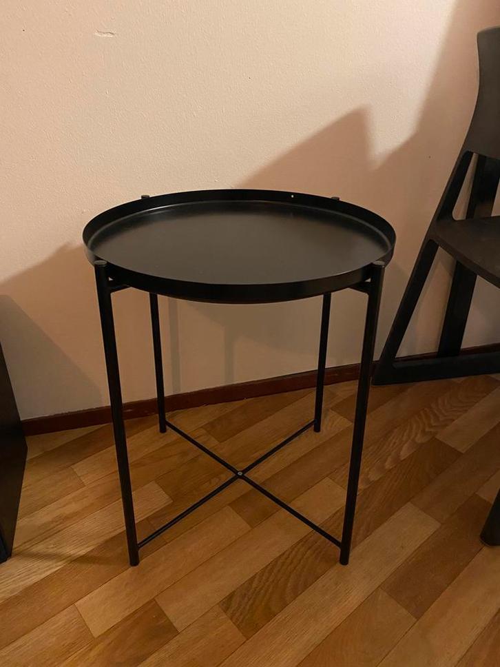 Ikea bijzettafel, Huis en Inrichting, Tafels | Bijzettafels, Gebruikt, Rond, 45 tot 60 cm, Minder dan 55 cm, Metaal of Aluminium