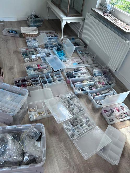 Inventaris kralenwinkel parels edelstenen kralen inc toebeh., Hobby en Vrije tijd, Kralen en Sieraden maken, Nieuw, Kraal, Ophalen