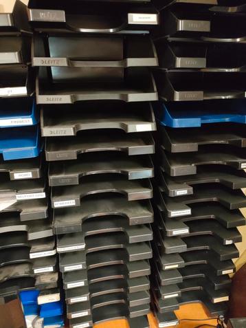 Leitz Postvakken/Archiefbakken - Ca. 70 stuks beschikbaar voor biedingen