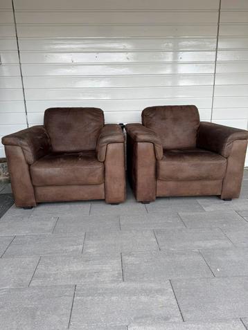 2 schitterende luxe fauteuils beschikbaar voor biedingen