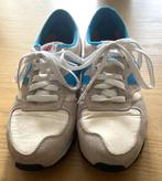 New Balance sneakers, Beige, New Balance, Ophalen of Verzenden, Sneakers of Gympen