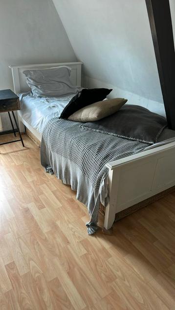 Bed met bedlades