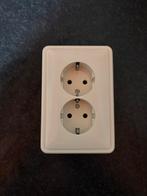 Inbouw stopcontacten, Ophalen, Zo goed als nieuw, Stopcontact