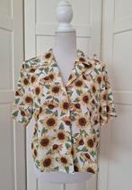 Monki zgan witte zonnebloem print blouse S (valt als L), Kleding | Dames, Blouses en Tunieken, Wit, Ophalen of Verzenden, Zo goed als nieuw