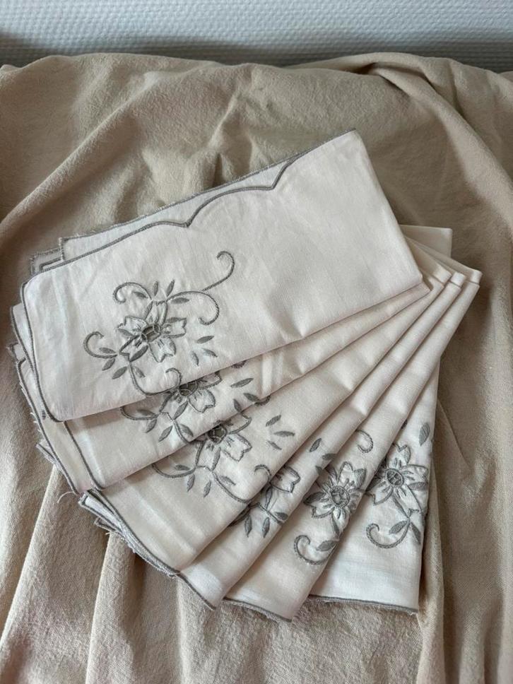 Vintage set van 6 katoenen crèmekleurige servetten, Huis en Inrichting, Tafelkleden, Zo goed als nieuw, Vierkant, Binnen, Ophalen of Verzenden